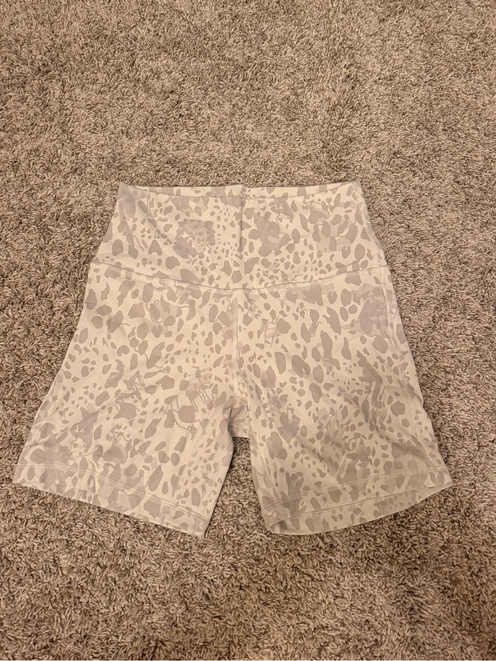 lululemon athletica Light Gray Printed High-Waist Athletic Shorts